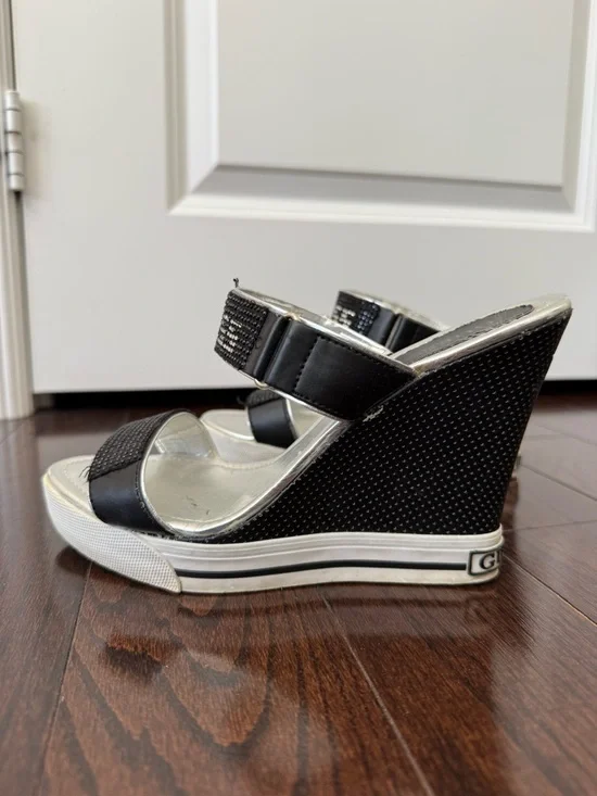 Guess Wedges - Picture 10 of 11